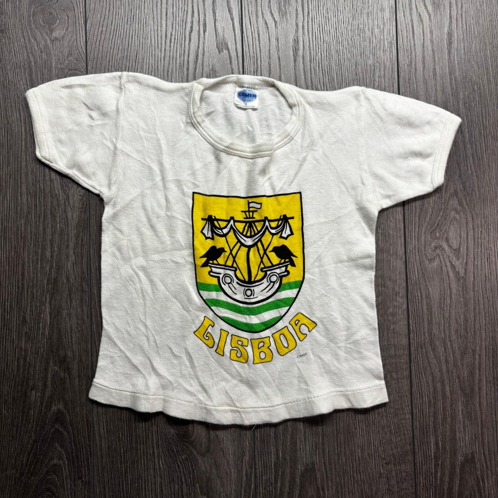 Vintage 70s Lisboa Portugal Souvenir Graphic Shirt White Comer Made in Portugal